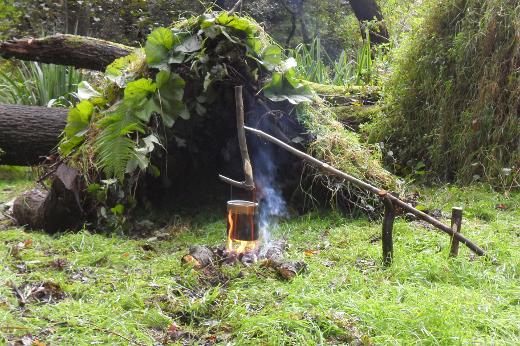 bushcraft shelter